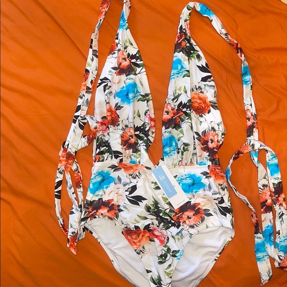 Cupshe Other - One Piece Floral Swimsuit